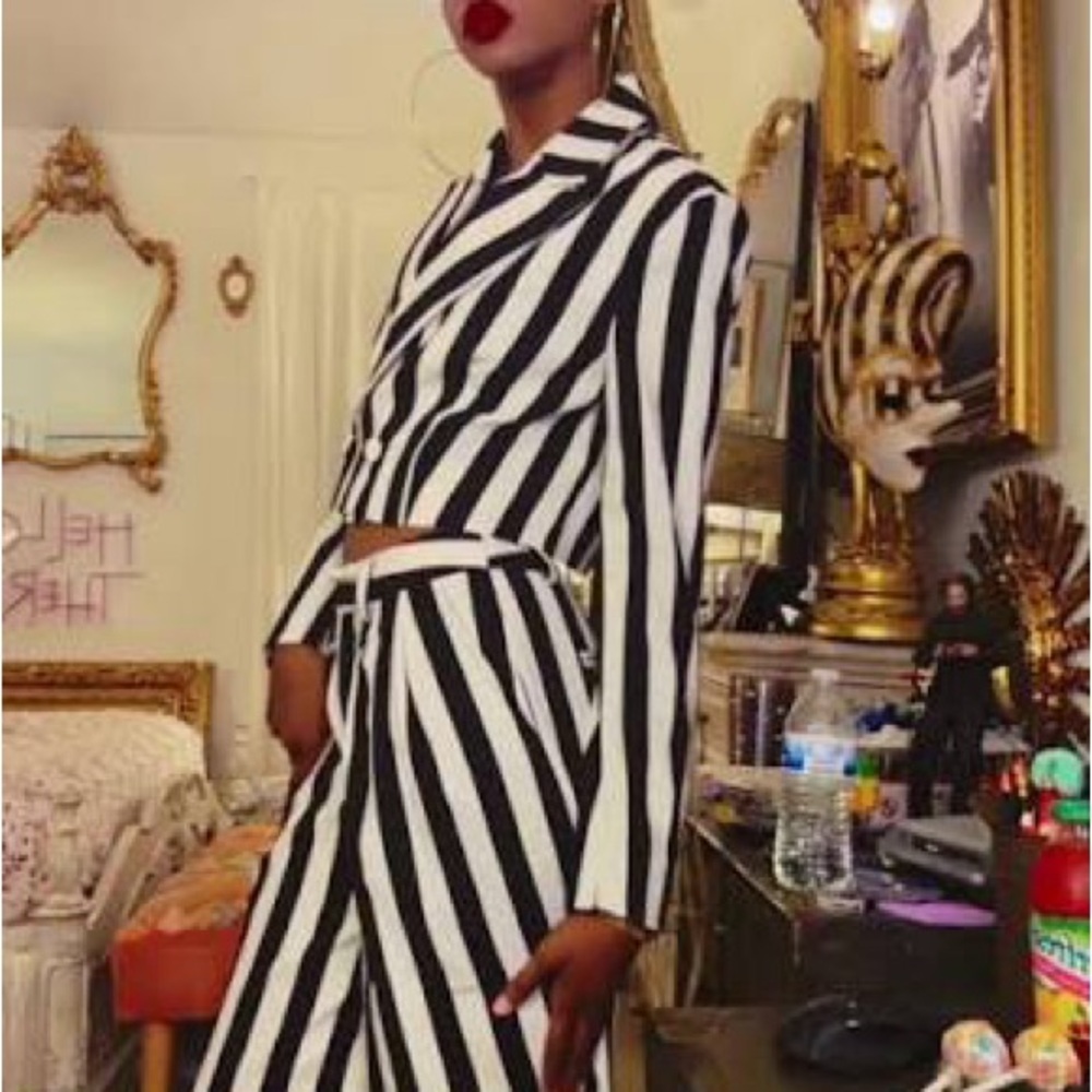 Beetlejuice Two Piece Set